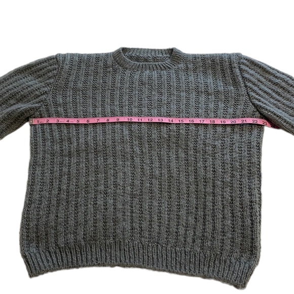 Grey Hand Knit Wool Sweater - Size M - Picture 6 of 9